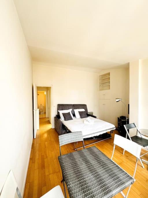Coeur De Paris - Paris 1Er Appartement Buitenkant foto